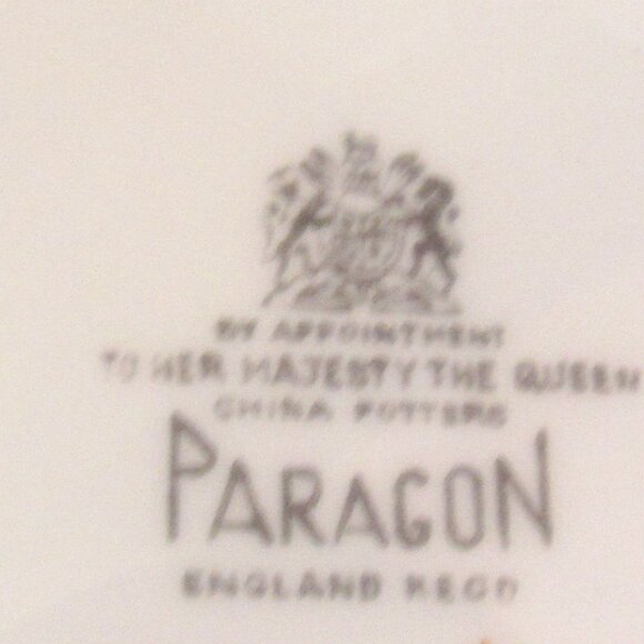 Paragon Tea Cup and Saucer, Hand Painted Summer Floral, Soft Sage Green,   I250 - Picture 6 of 9